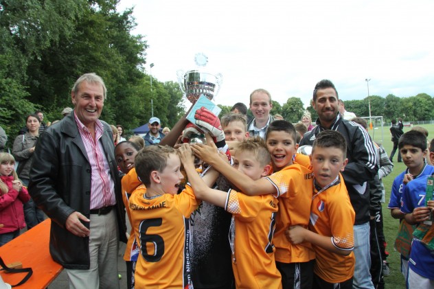 Grundschule-2011-Pokal-632x421